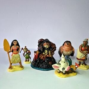 Disney Moana Character Figure Set , Lava, Cake Topper